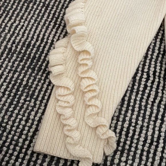 Frame Sweater - Picture 4 of 7